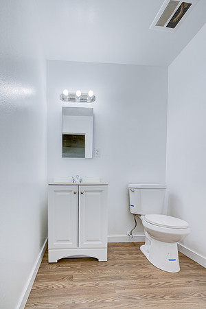 1350 W 88th St Interior-072