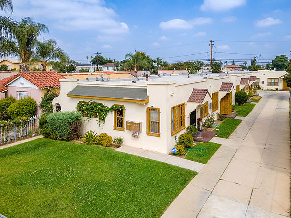 1237 W 93rd St Drone-009