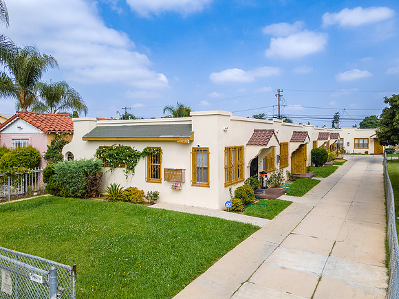 1237 W 93rd St Drone-008