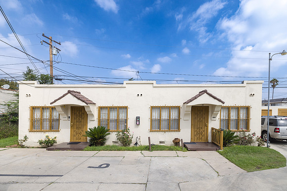 1237 W 93rd St Exterior-008