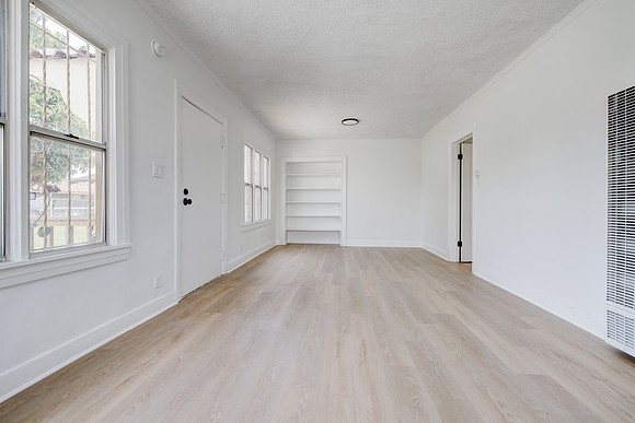 1237 W 93rd St Interior-001