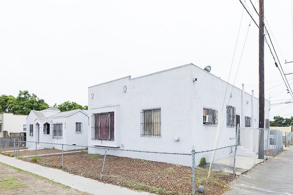 8715 Hooper Ave--013