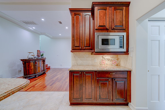 12219 Darlington Ave-Interior-031