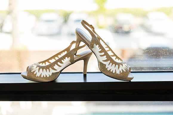 Sunset Wedding Icon Yacht - City Experiences By Hornblower-033