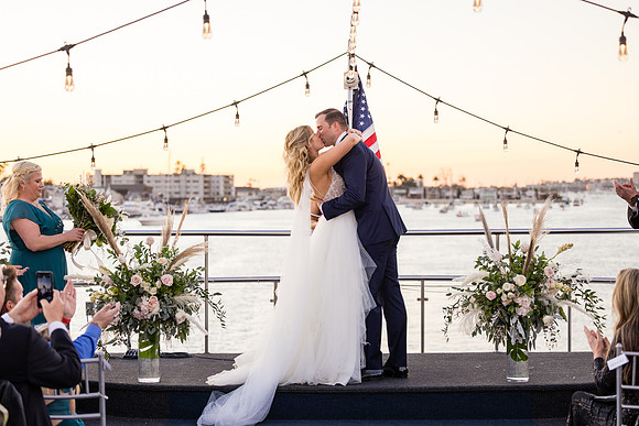 Wedding Photos Endless Dreams - City Experiences By Hornblower-476