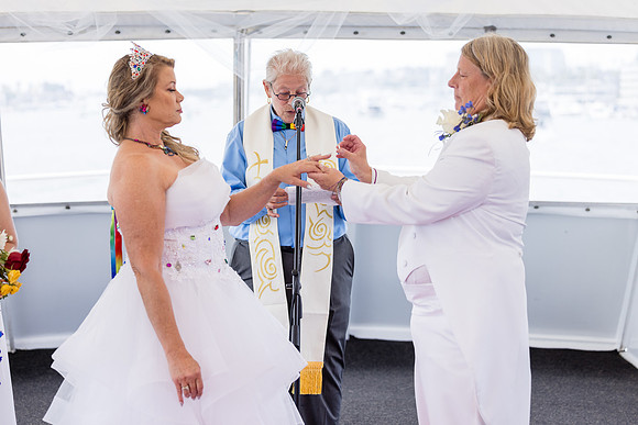 Icon Yacht Wedding - City Experiences Wedding-120