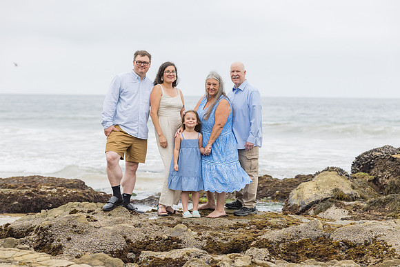Family Photos Crystal Cove Newport Beach Ca-015