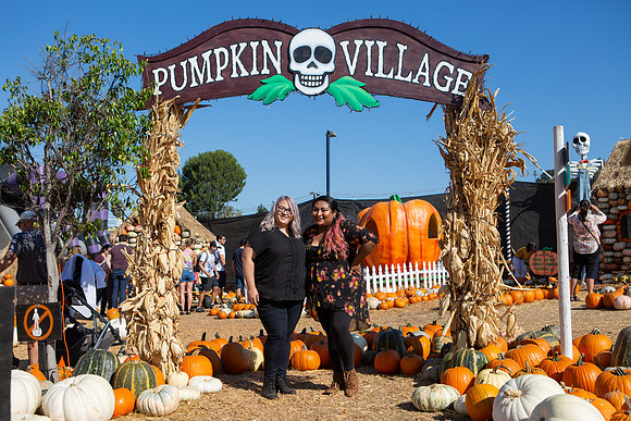 Mr. Bones Culver City Halloween Photographer-223