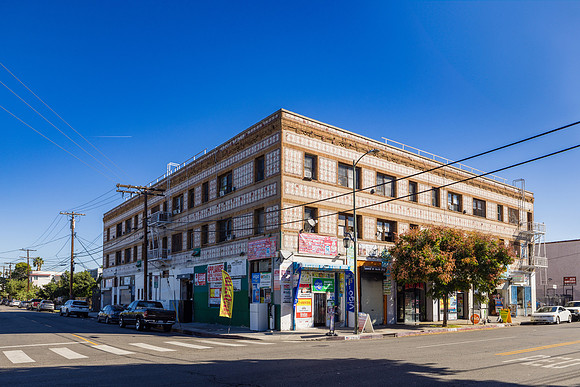 1262 Fedora St Exterior-002