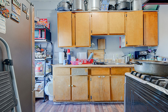 1262 Fedora St-022