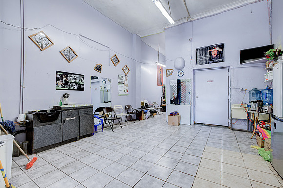 1262 Fedora St-057