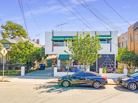 2112 Toberman St Drone-002