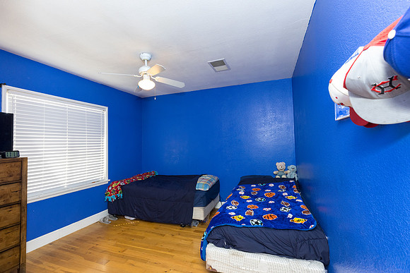 Real Estate Photographer Bellflower 10268 Muroc St-032