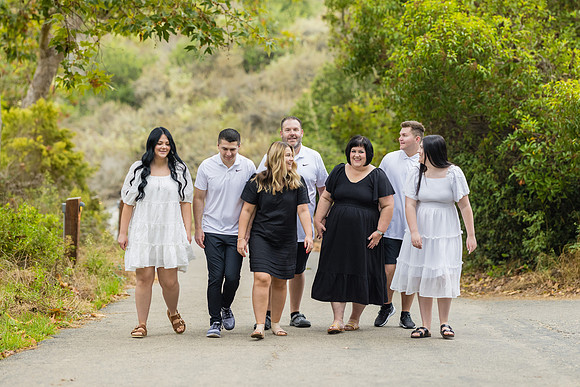 Family Photos Crystal Cove Newport Beach -007