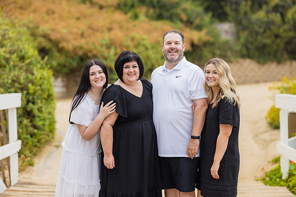 Family Photos Crystal Cove Newport Beach -022
