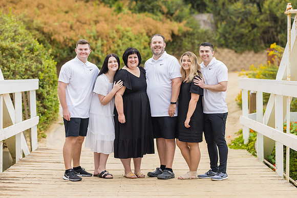Family Photos Crystal Cove Newport Beach -023