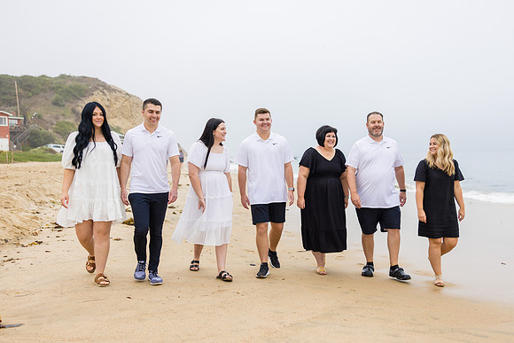 Family Photos Crystal Cove Newport Beach -056