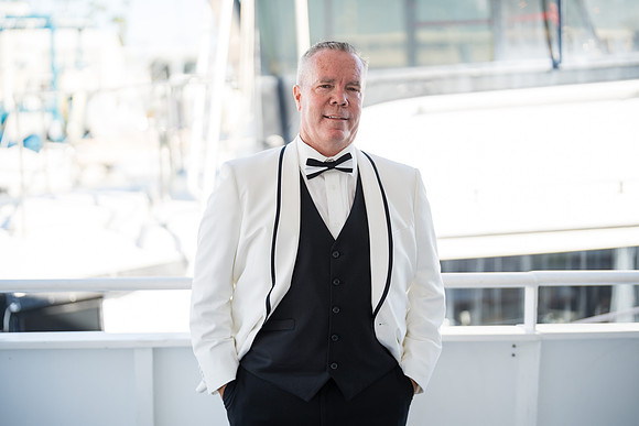 Icon Yacht Sunset Wedding Newport Beach Ca-022