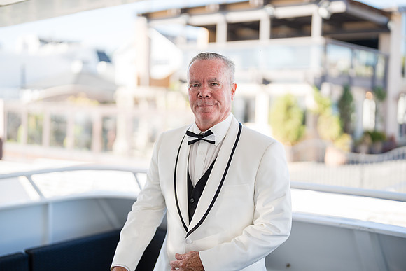Icon Yacht Sunset Wedding Newport Beach Ca-034