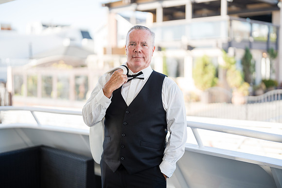 Icon Yacht Sunset Wedding Newport Beach Ca-037