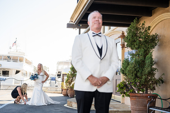 Icon Yacht Sunset Wedding Newport Beach Ca-056