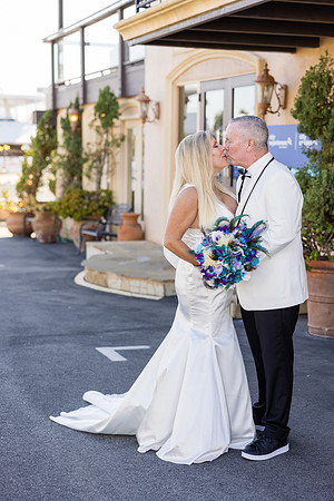 Icon Yacht Sunset Wedding Newport Beach Ca-079