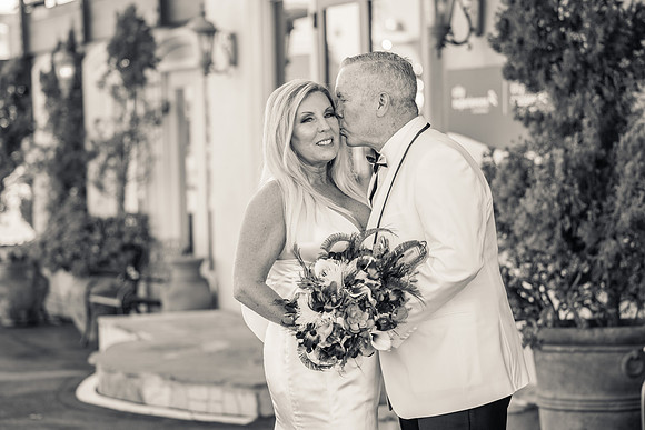 Icon Yacht Sunset Wedding Newport Beach Ca-084