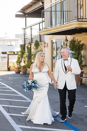 Icon Yacht Sunset Wedding Newport Beach Ca-099