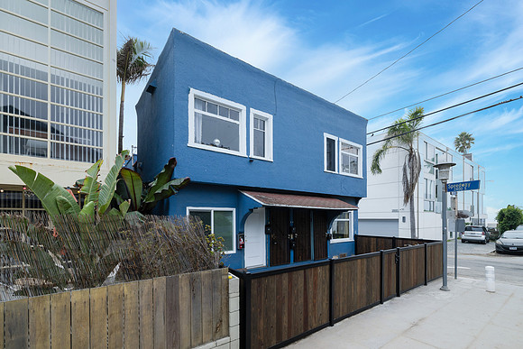 12 25th Place Exterior-007