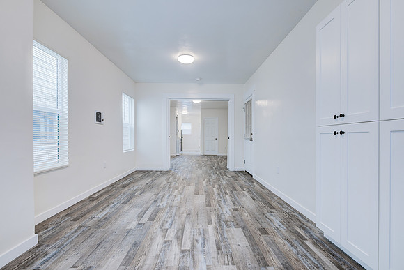 12 25th Place Interior-004