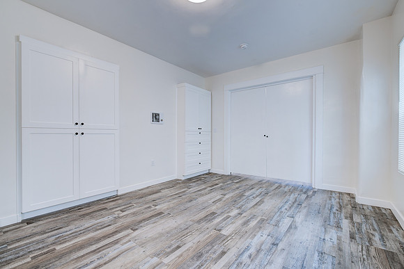 12 25th Place Interior-014