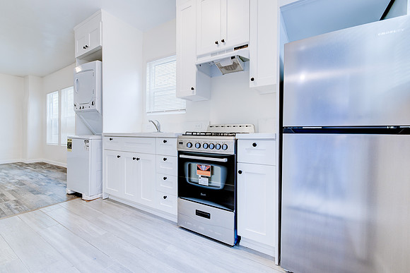 12 25th Place Interior-020