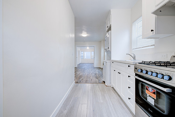 12 25th Place Interior-025