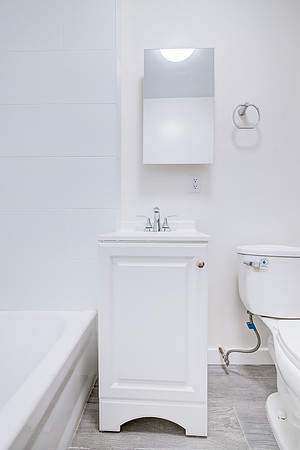 12 25th Place Interior-030