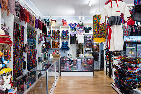 694 S Burlington Ave Interior-060