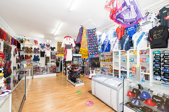 694 S Burlington Ave Interior-062