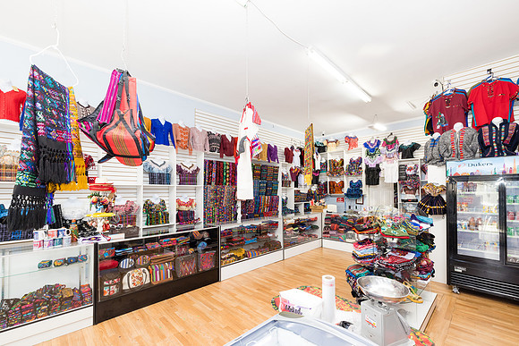 694 S Burlington Ave Interior-063