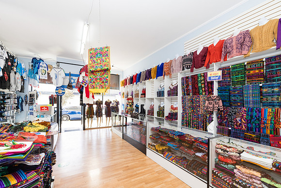 694 S Burlington Ave Interior-067