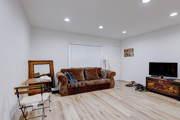 1720 Cerritos Ave-054