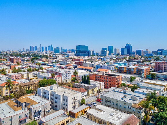 233 S Kenmore-015