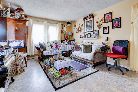 1343 W 96th St-052