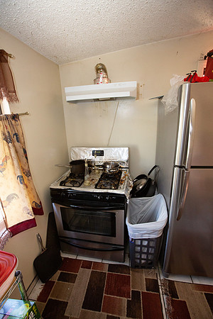 532 S Flower St-34