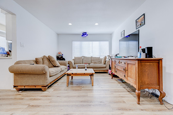 1720 Cerritos Ave-026