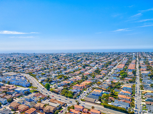 Drone 1852 6th St-13