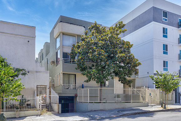 730 S Westlake Ave Exterior-5