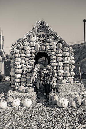Mr. Bones Culver City Halloween Photographer-12