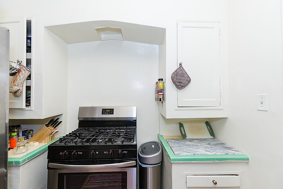 1043 S Orange Grove - Real Estate Photographer LA-61