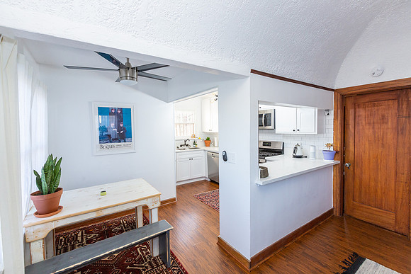 2126 Santa Ynez St-51