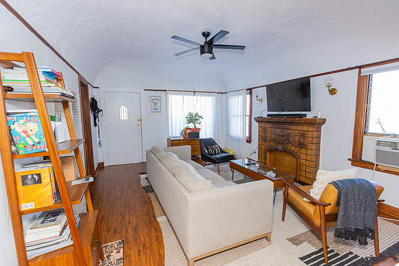 2126 Santa Ynez St-31