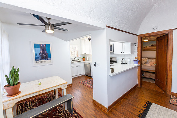 2126 Santa Ynez St-54